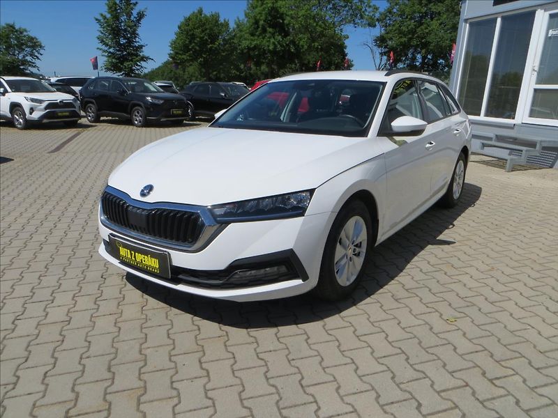 Škoda Octavia 1,5 TSI 110kW DSG Ambition ČR - fotka 3 z 26