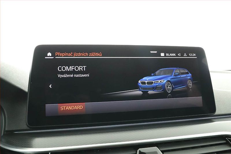 BMW Řada 5 (2021) M Sport 530d xDrive - fotka 14 z 21