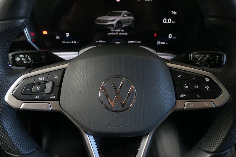 Volkswagen Touareg (2024) R-LINE 3,0TDI 210kW TOP VÝBAVA - fotka 16 z 50