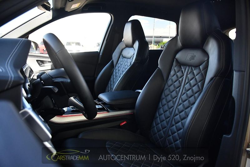 Audi SQ7 4.0TFSI V8 FACELIFT MATRIX - fotka 12 z 61