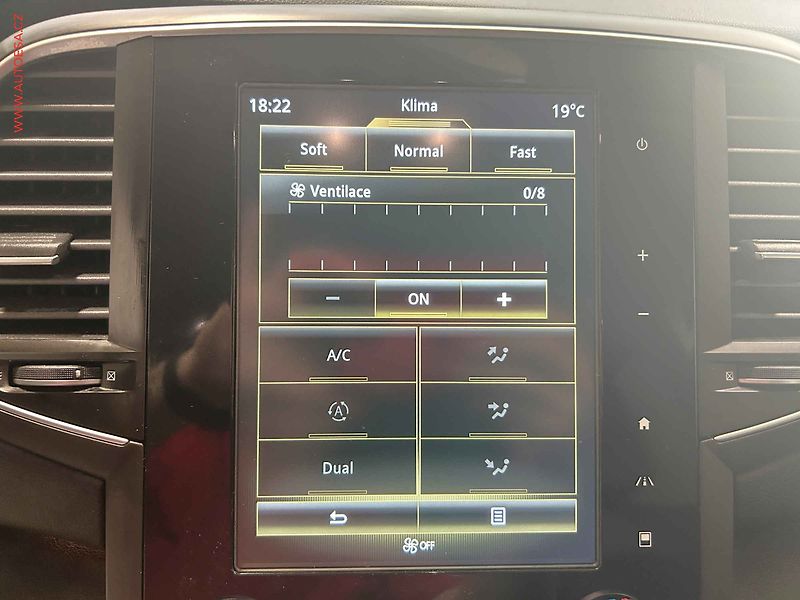 Renault Talisman (2016) 1.6dCi, Intense, AT, LED - fotka 16 z 18