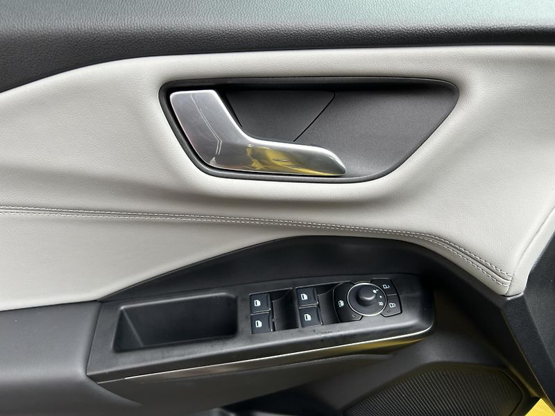 Ford Puma GEN-E 43kWh dojezd 123kW/168 k - fotka 15 z 33