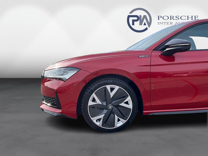 Škoda Superb SPORTLINE 2,0TDI 142kW 4X4 DSG - fotka 10 z 24