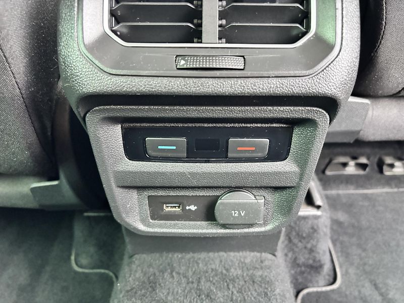 Volkswagen Tiguan (2016) 2.0TDI 110KW Head-up, 4x4 DSG - fotka 15 z 35