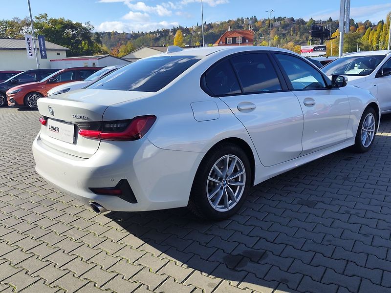 BMW Řada 3 E330/215kW Sportline AT PHEV - fotka 5 z 34
