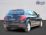 Kia Ceed 1,6 CRDi  NOVÉ V ČR,1.MAJITEL - náhled 4