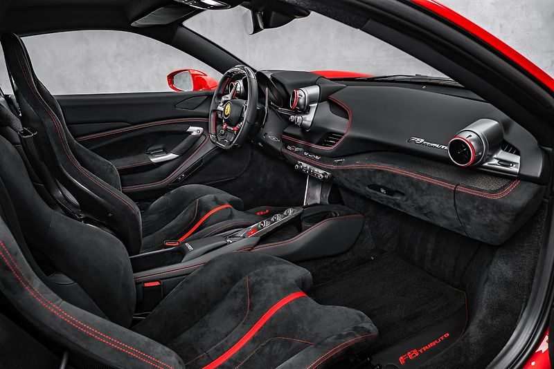 Ferrari Ostatní CZ*Karbon*TOP - fotka 15 z 32