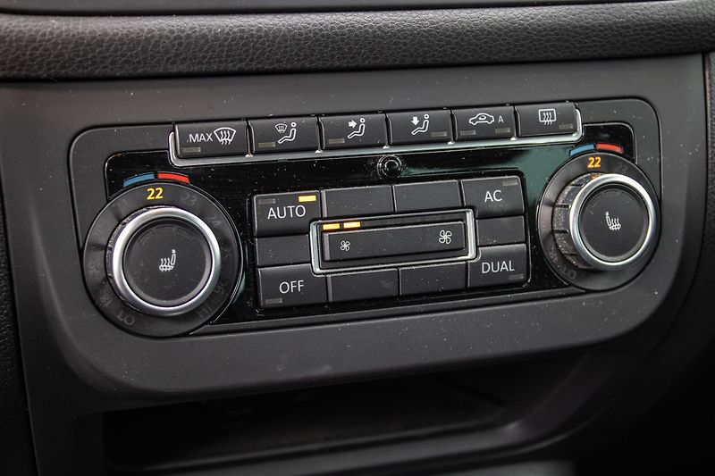 Volkswagen Golf Plus - fotka 15 z 26