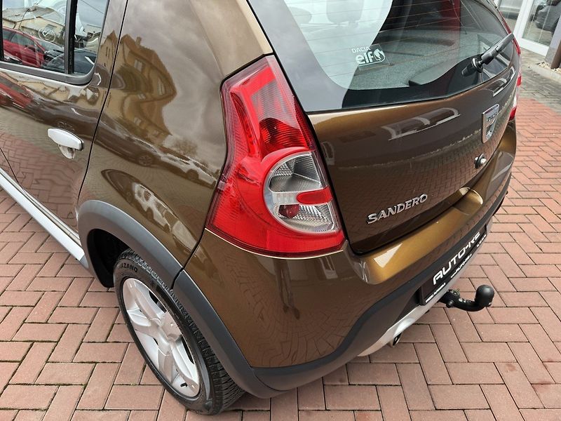 Dacia Sandero (2012) 1.6i LPG Klima Tažné Zař. - fotka 44 z 49