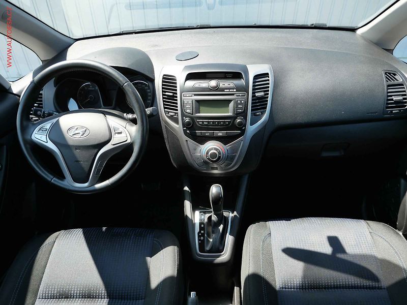 Hyundai ix20 (2017) 1.6CVVT, ČR, AT - fotka 8 z 14