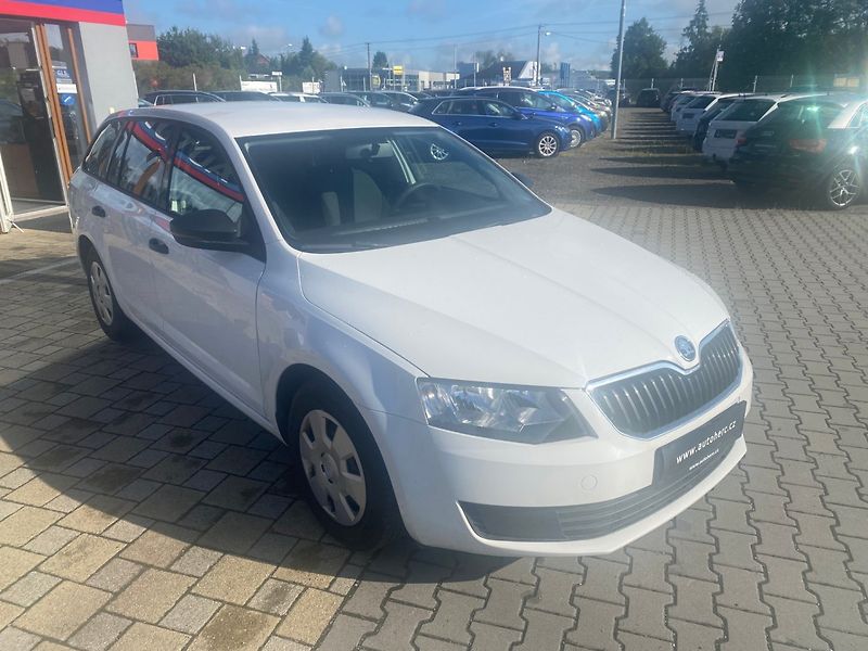 Škoda Octavia (2015) III Kombi 1.6 TDi - fotka 2 z 25