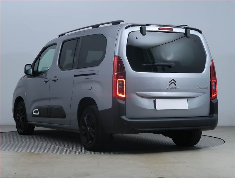 Citroën Berlingo (2021) Maxi Feel 1.5 BlueHDi, 5Míst - fotka 4 z 16