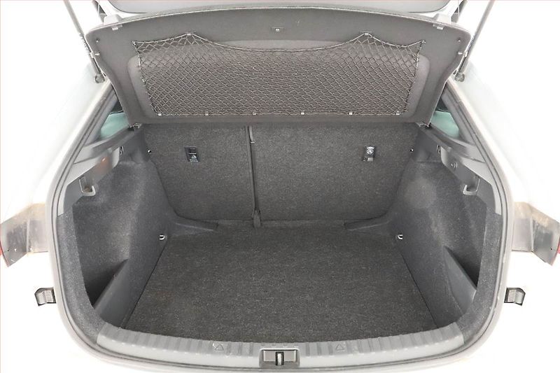 Škoda Scala (2025) 1.0 TSI, Drive, FullLed - fotka 9 z 20