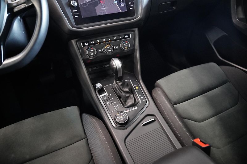 Volkswagen Tiguan Allspace - fotka 26 z 30