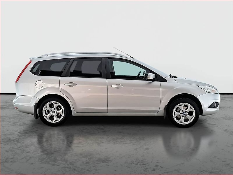 Ford Focus (2010) 1.6 16V, nová STK - fotka 6 z 16