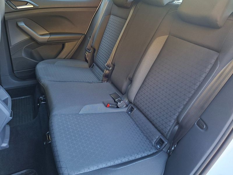 Volkswagen T-Cross (2019) 1.0TSI 70kW MAN -1.MAJITEL - fotka 26 z 34