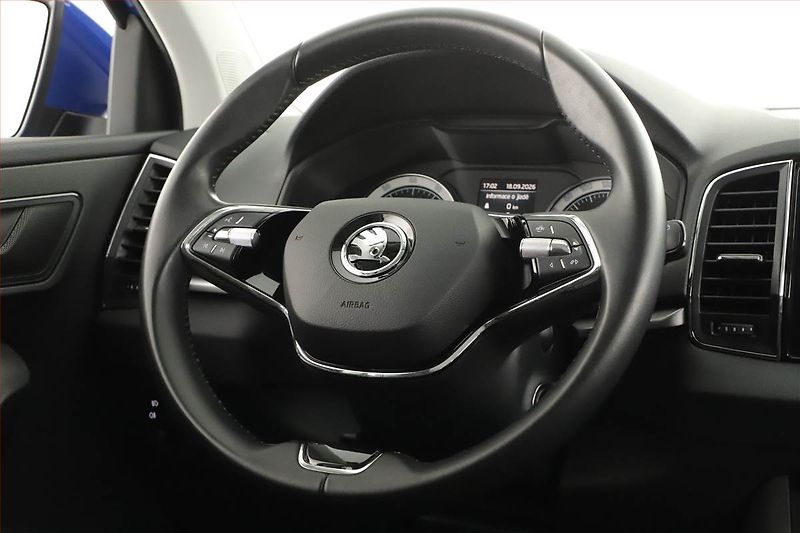 Škoda Karoq (2023) 1.0 TSI - fotka 8 z 16