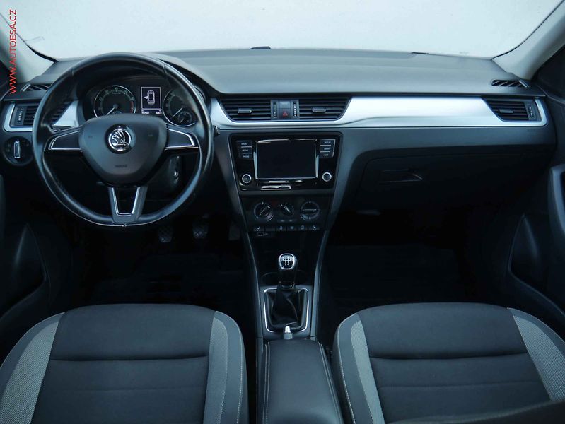 Škoda Rapid (2019) 1.0TSi, ČR, Ambition - fotka 8 z 13