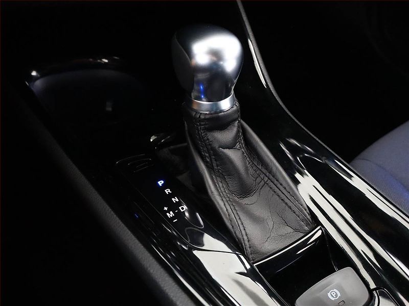 Toyota C-HR (2017) 1.2 Turbo, Automat, Navi - fotka 11 z 20