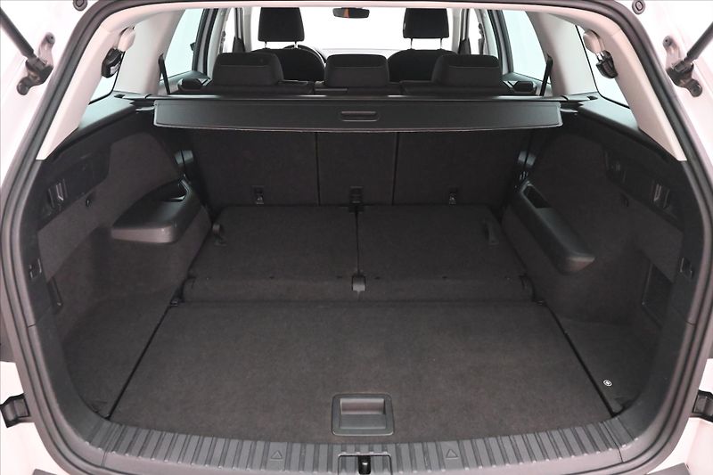 Škoda Kodiaq 2,0 TDI 110kW DSG Ambition 7mí - fotka 11 z 31