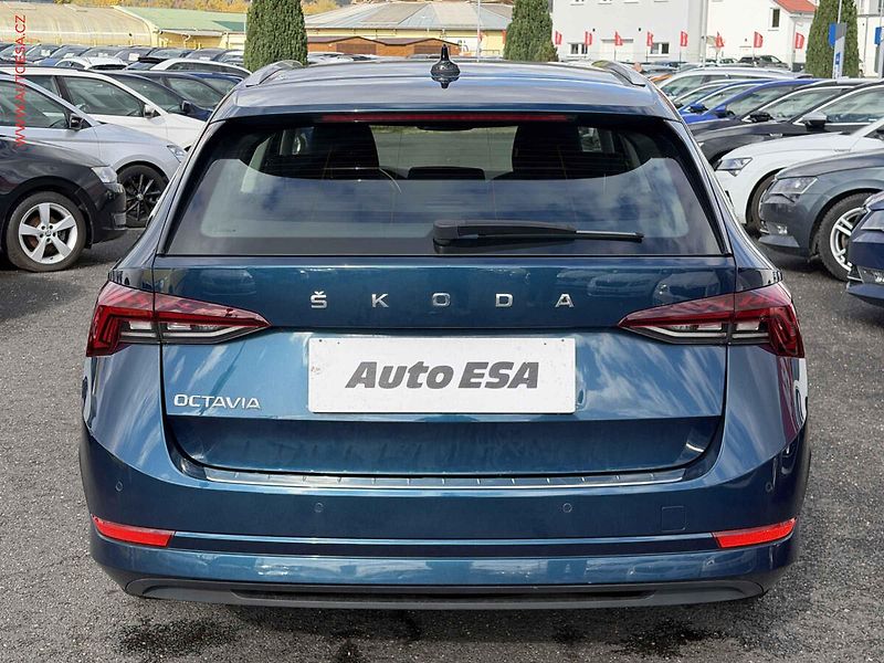 Škoda Octavia (2022) 2.0 TDi, ČR, Style, bixen - fotka 5 z 17