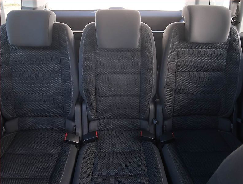 Volkswagen Touran (2012) Comfortline 1.6 TDI, Automat - fotka 10 z 19