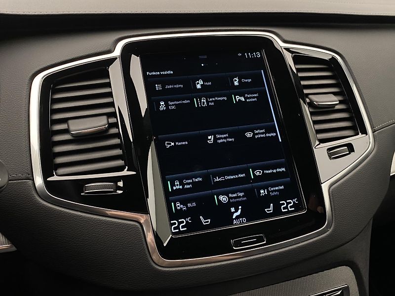 Volvo XC90 T8 AWD RECHARGE R-DESIGN 7míst - fotka 42 z 54