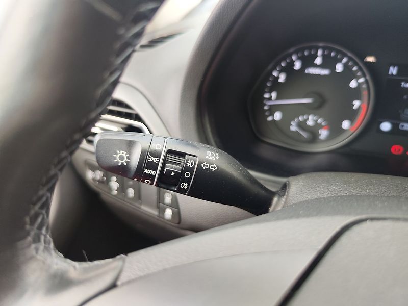 Hyundai i30 1.5 T-GDI/117kW Smart Navi - fotka 30 z 35