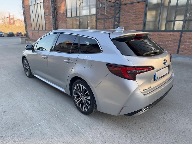 Toyota Corolla (2024) Touring Sport MC23 1,8  - fotka 4 z 22