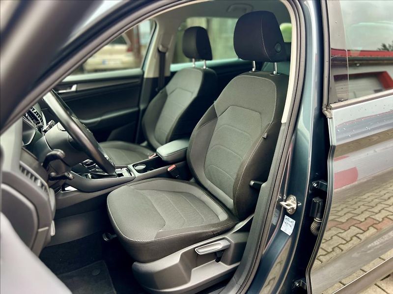 Škoda Kodiaq 2,0 TDi DSG ACC LED 7-míst - fotka 9 z 45