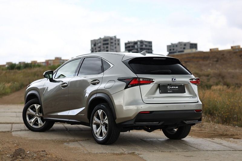 Lexus NX 300h 300H 2,5 HEV PREMIUM (LUXURY T - fotka 5 z 35