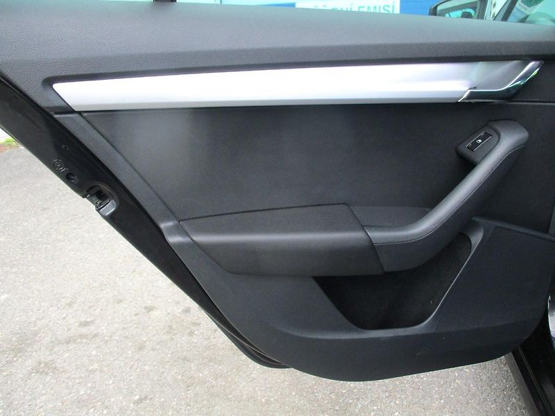 Škoda Octavia 1.4TSi 103kW*ELEGANCE*VÝHŘEV* - fotka 42 z 50