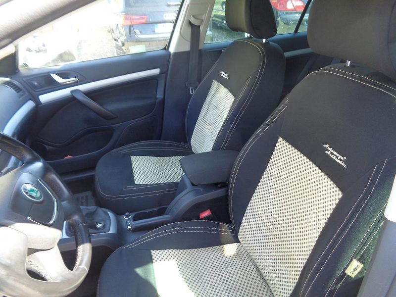 Škoda Octavia 1,6 MPI - fotka 16 z 16