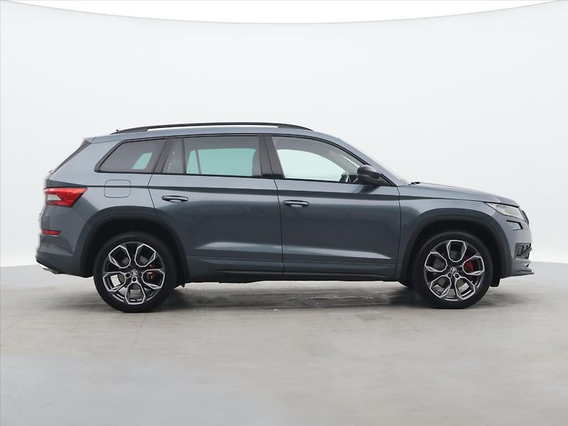 Škoda Kodiaq RS 2,0 TDI 176kW 4x4 DSG CZ - fotka 8 z 28