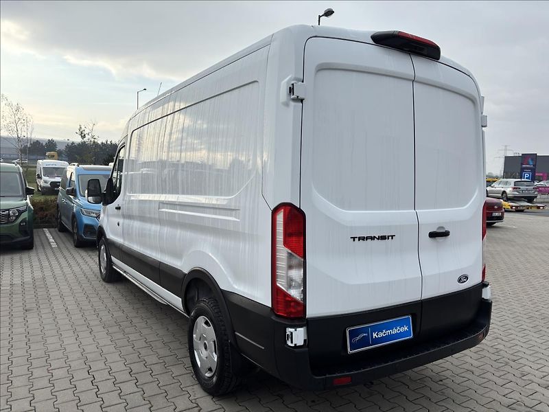 Ford Transit 2,0 EcoBlue 96kW L3 - fotka 3 z 40