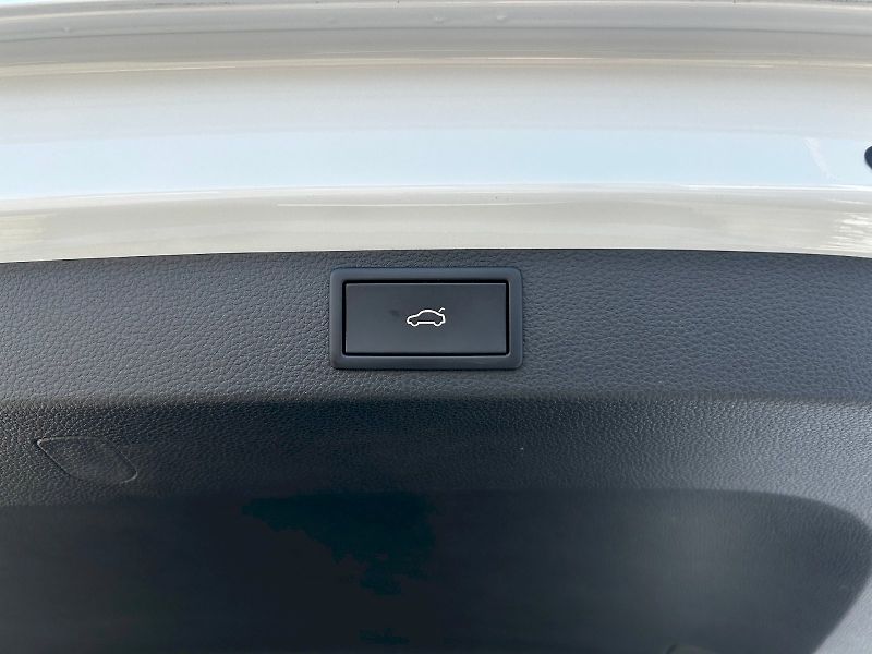 Škoda Karoq (2023) 2.0 TDI 110kW 4x4 DSG Sportlin - fotka 30 z 35