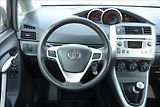 Toyota Verso 1,6 i 97KW, ČR, KLIMATIZACE. - náhled 17