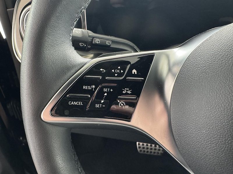 Mercedes-Benz Třídy V (2026) V300d 4M AMG XL EXCLUSIVE - fotka 43 z 46