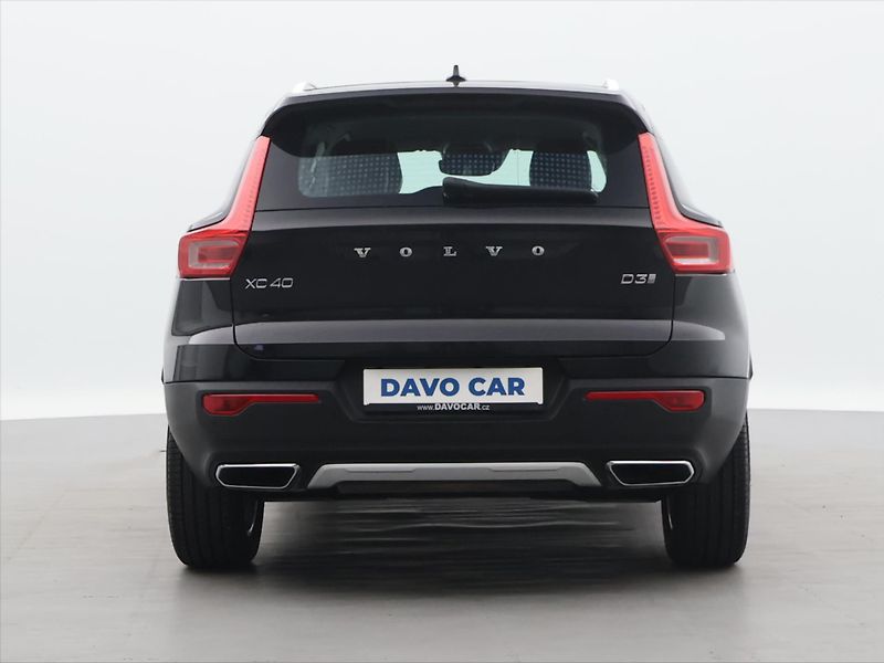 Volvo XC40 2,0 D3 110kW Aut. Inscription - fotka 6 z 32