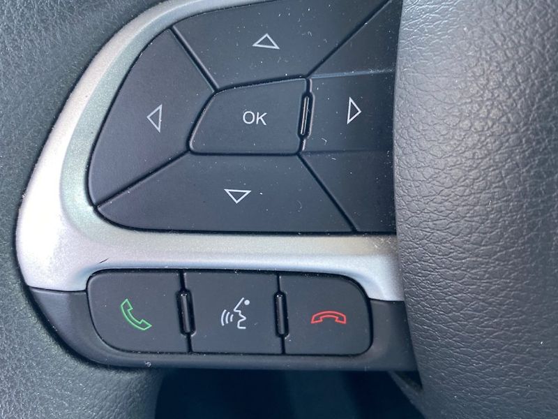Jeep Renegade (2019) SPORT 1,0 (88kW) BA Man. - fotka 21 z 28
