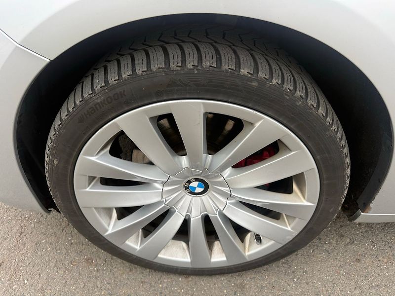 BMW Řada 5 530 GT X-DRIVE - fotka 22 z 23