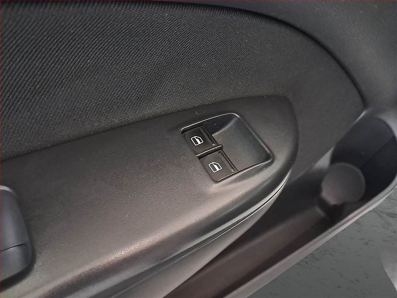 Škoda Octavia (2012) 1.6 TDI, Automat, Tempomat - fotka 15 z 16