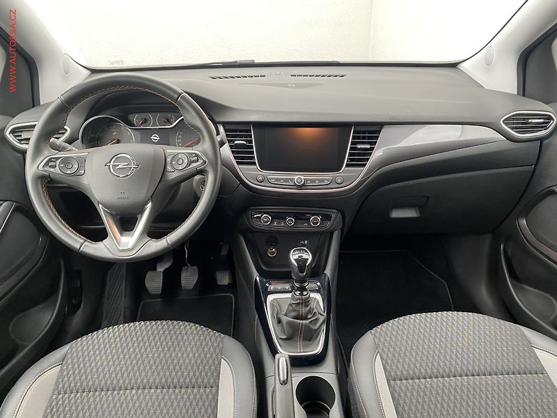 Opel Crossland X (2020) 1.2PT, Elegance, LED - fotka 8 z 19