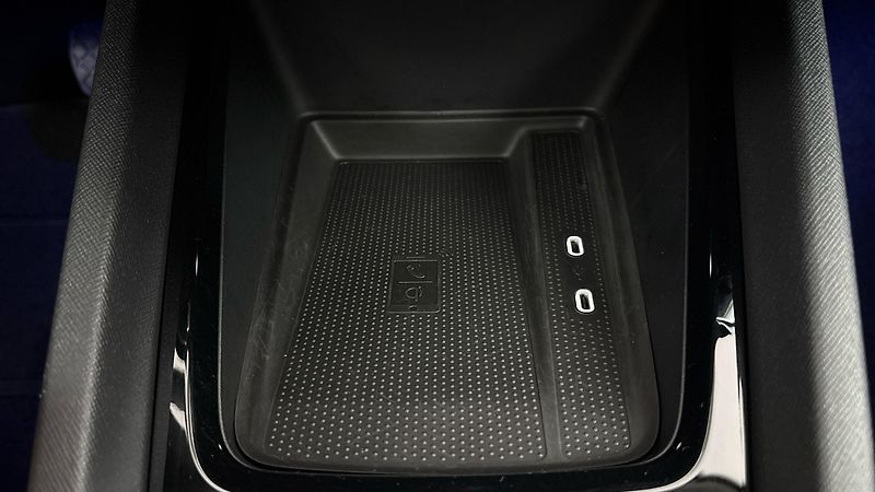 Škoda Octavia 2.0 TDI Style Combi - fotka 23 z 26