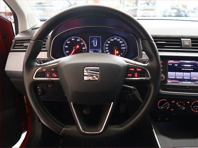 Seat Arona (2018) 1.0 TSI, Serv.kniha, Tempomat - fotka 15 z 16