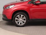 Peugeot 2008 (2018) 1.2 PureTech, ČR,1.maj - náhled 14