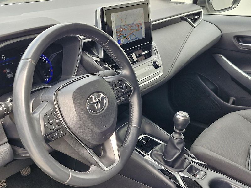 Toyota Corolla  Comfort 1,5 (92 kW) MAN - fotka 6 z 6