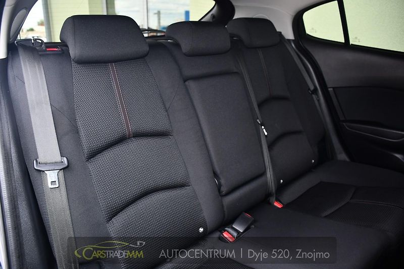 Mazda 3 2.0 SkyActiv-G120 REVOLUTION - fotka 20 z 52