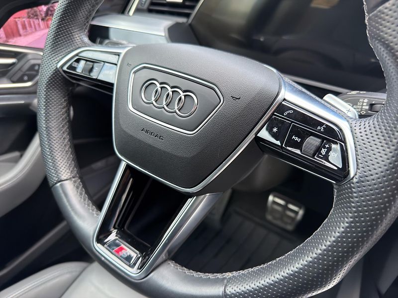 Audi Q8 e-tron (2023) 114 kWh  300 kW  SPORTBACK - fotka 26 z 27