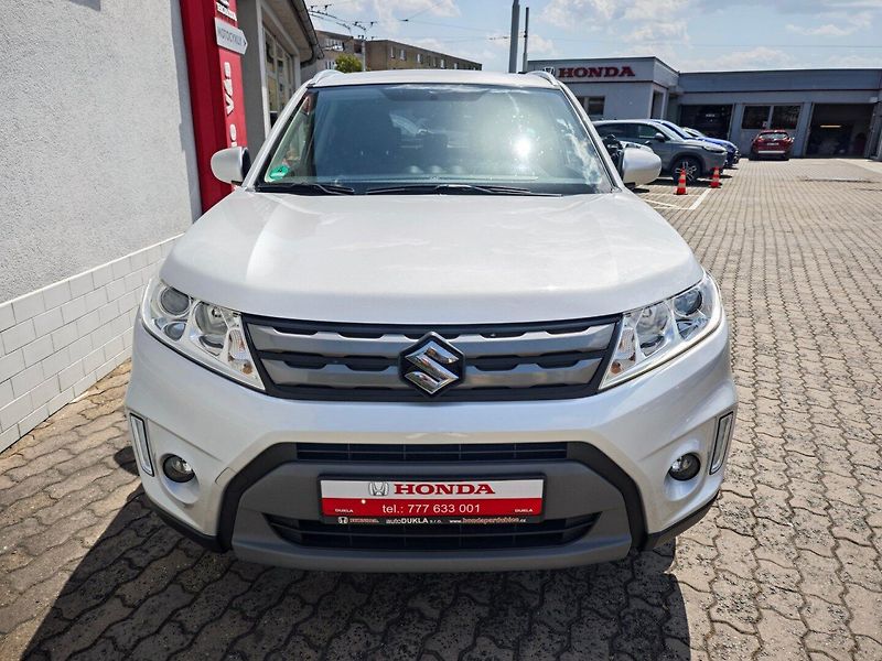 Suzuki Vitara (2016) 1.6 VVT ALLGrip 4x4 Kamera - fotka 40 z 42